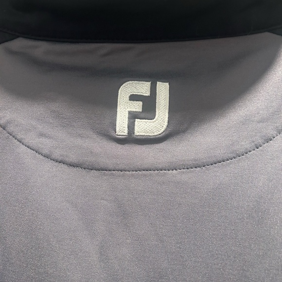 Foot Joy Quidnessett Country Club Gray and Black Quarter-Zip Golf Pullover - Picture 5 of 5